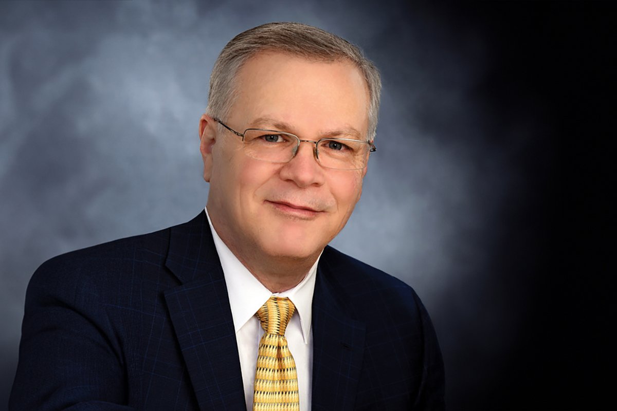 Peter George Inspires Confidence and Connection Through Public Speaking Mastery