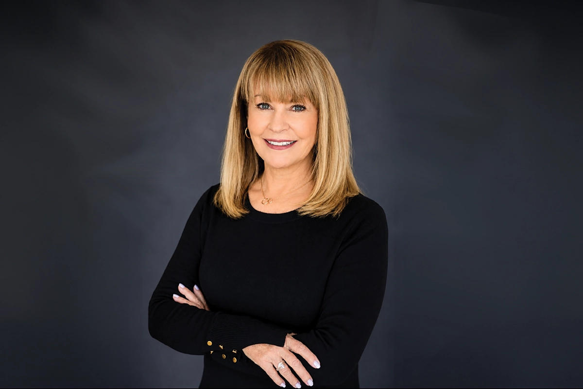 Kathryn Mattingly Captures the Heart of Human Experience Through Stories of Depth, Grace, and Emotional Truth